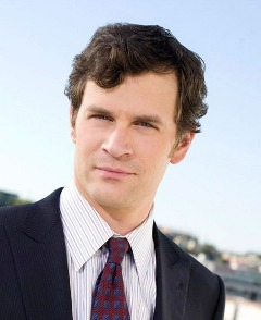 Tom Everett Scott