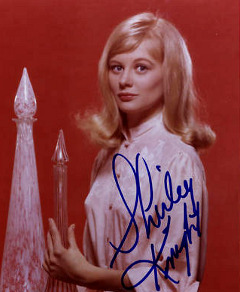 Shirley Knight