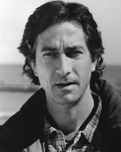 David Strathairn